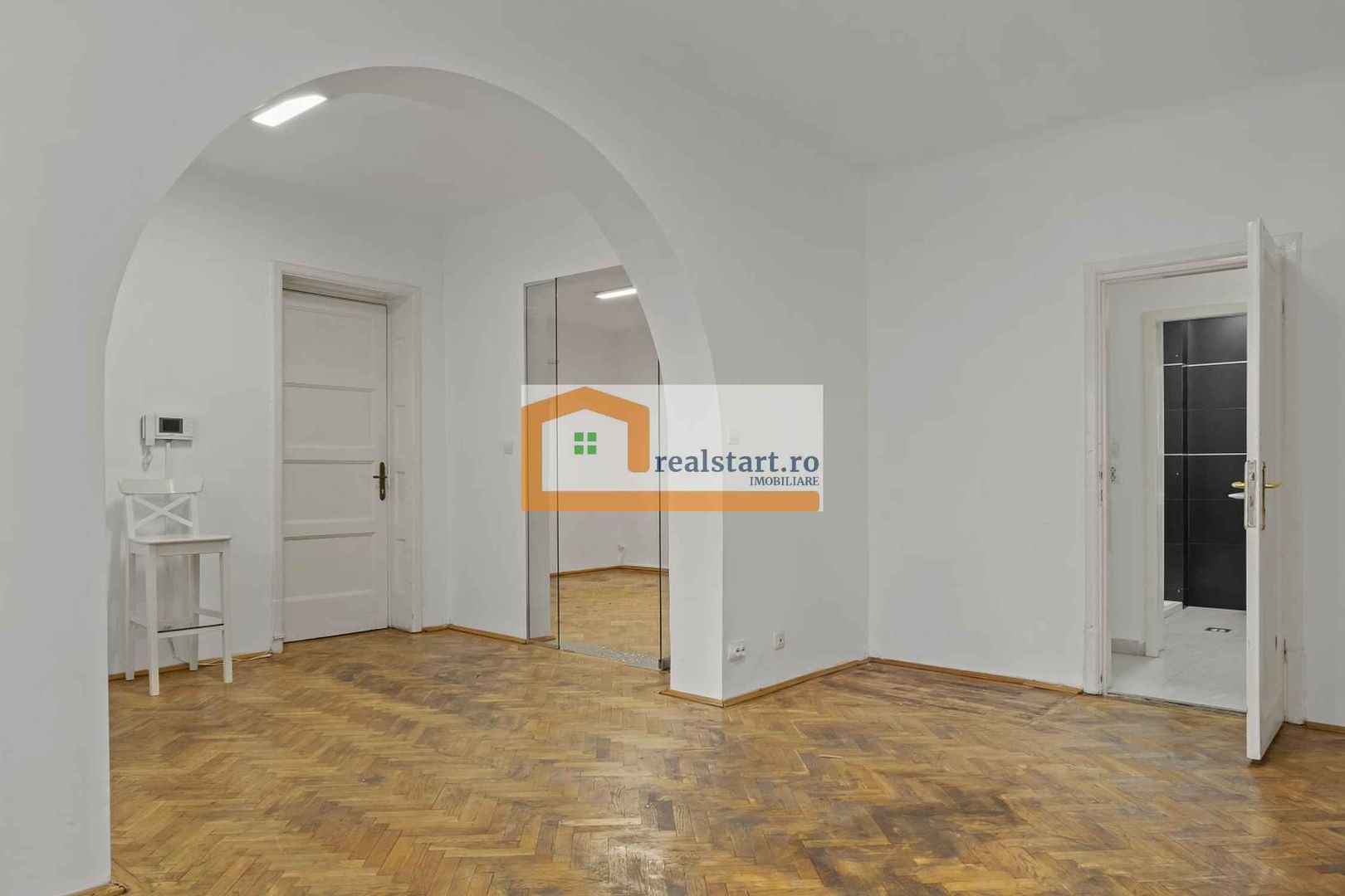 Primaverii, Ideal Notariat, Cabinete, Birouri, acces metrou, parcare - Poză 3