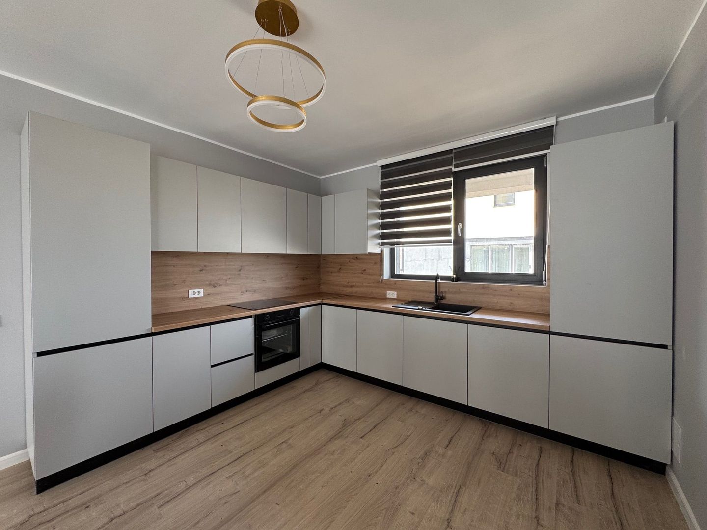 PROMOTIE, VILE Tunari, 5 camere, CALITATE superioara - Poză 15