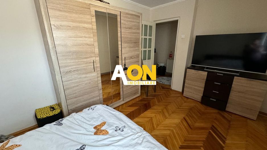 De vanzare apartament 3 camere, Cetate, zona B-dul Transilvaniei - Poză 5