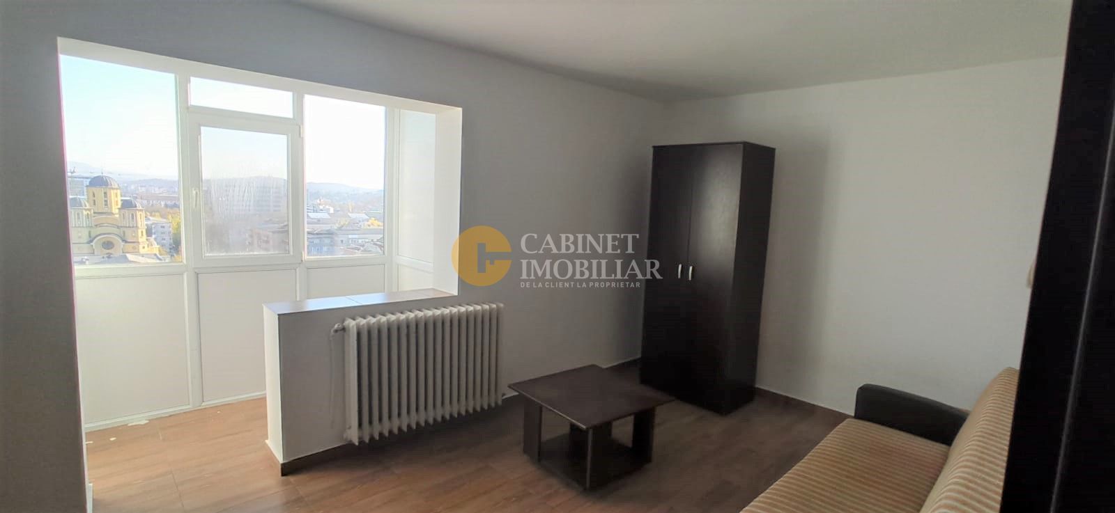 3 camere decomandat, mobilat si utilat, zona Mircea Cel Batran - Poză 1