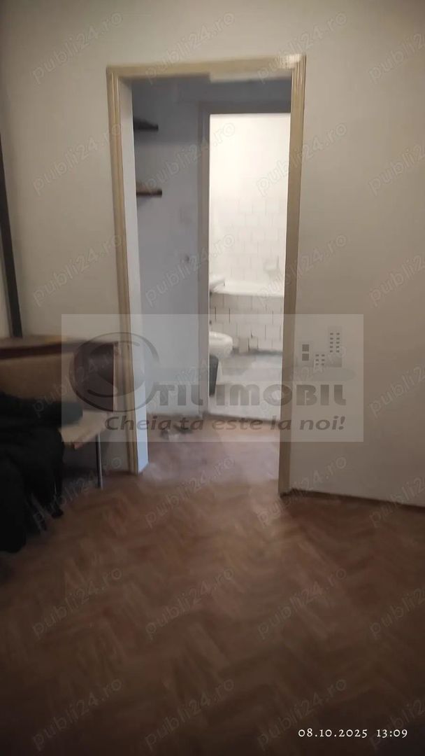 Liber, de vanzare apartament 2 camere, decomandat, Piata Cug - Poză 5