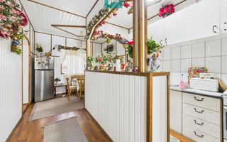 Casă cu 6 camere în Sânicolau Mare Timiș - Poză 12