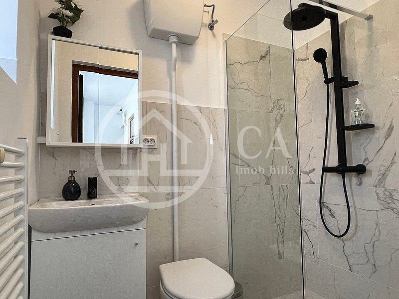 Apartament de inchiriat cu 3 camere in zona ultracentrala, Oradea - Poză 7