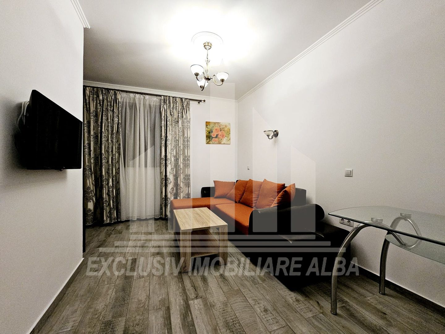 Apartamentcu 2 camere decomandate, Centru - Poză 2