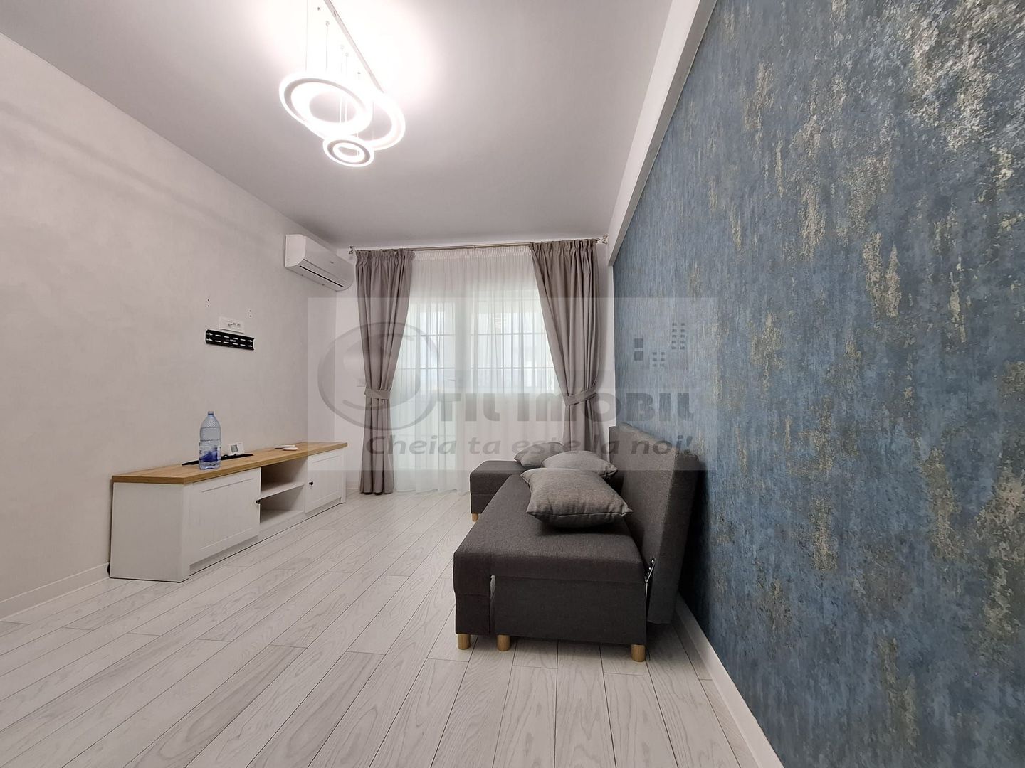 Liber, mobilat, de vanzare apartament 2 camere, Cug Pepiniera - Poză 9