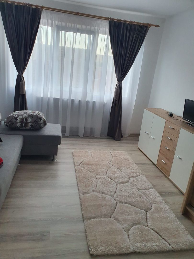 Apartament mobilat si utilat modern - Poză 2