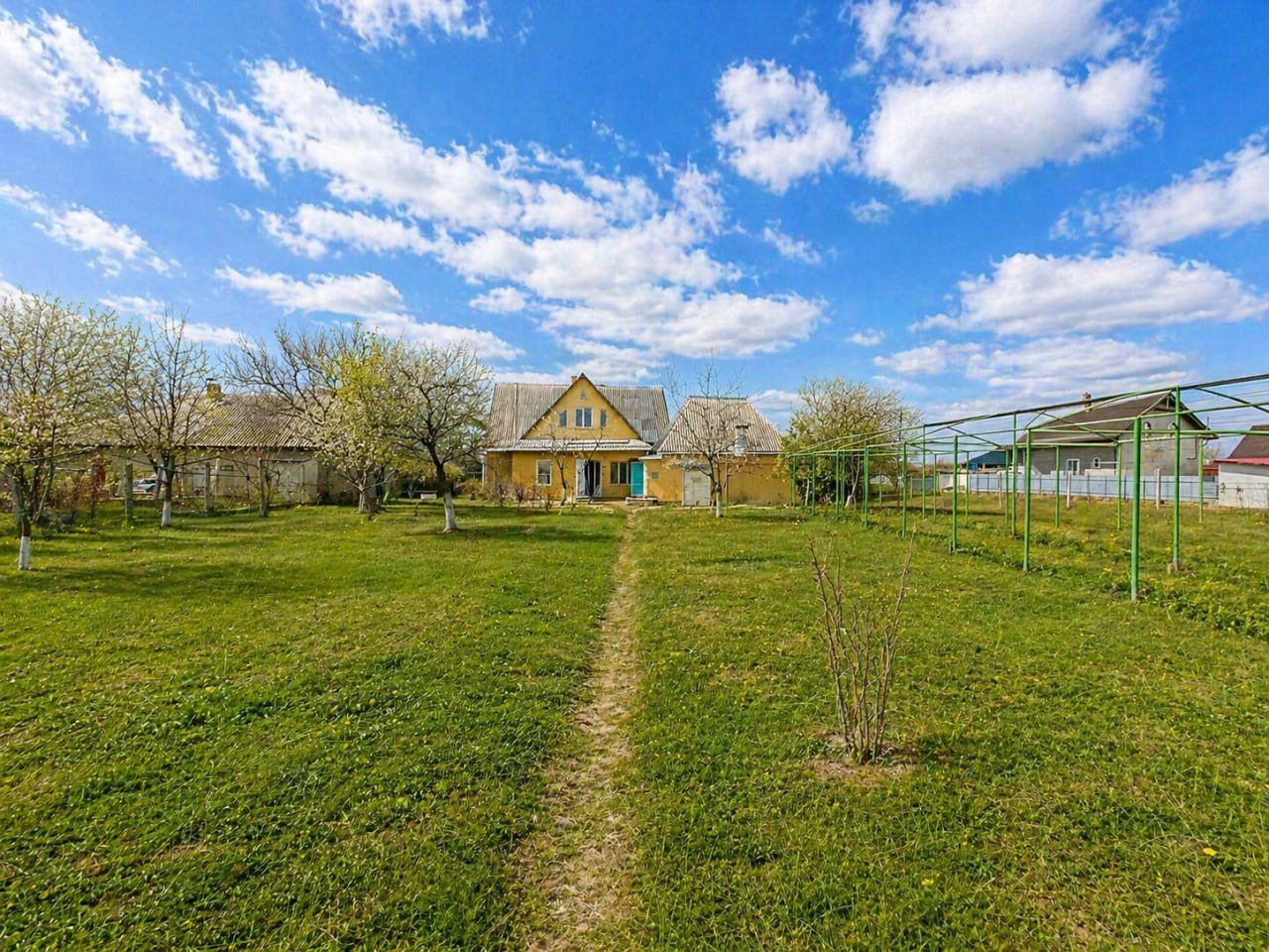 Casă 157,4 m² cu teren 15,3 ari – Holercani - Poză 15