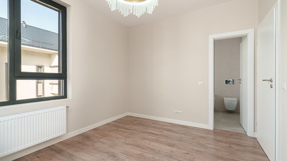 Complex case finalizate str Tiparnitei Sos Giurgiului Dedeman Sector 5 - Poză 10