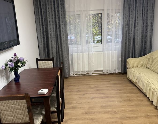 De vanzare apartament 2 camere Lujerului - Poză 1