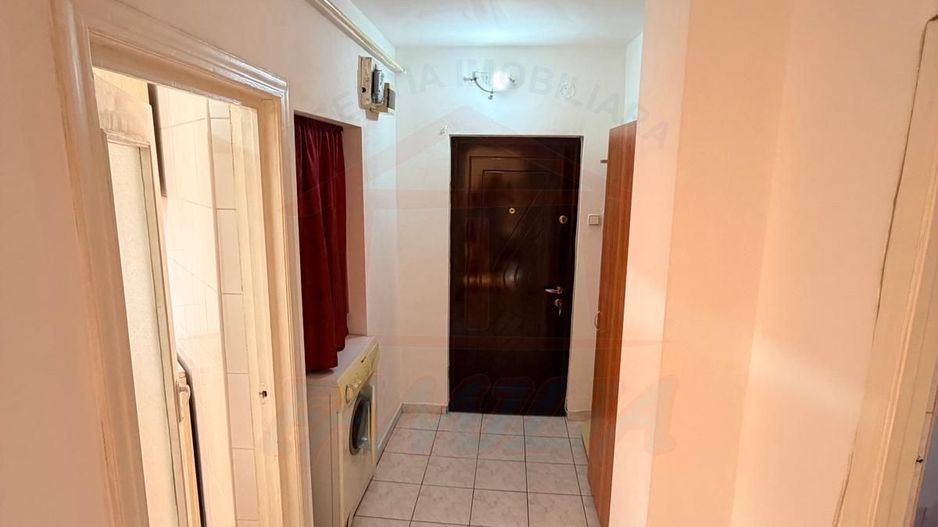 Inchiriem apartament cu o camera la PS-uri , tiglina 1, pret 250 euro. - Poză 5