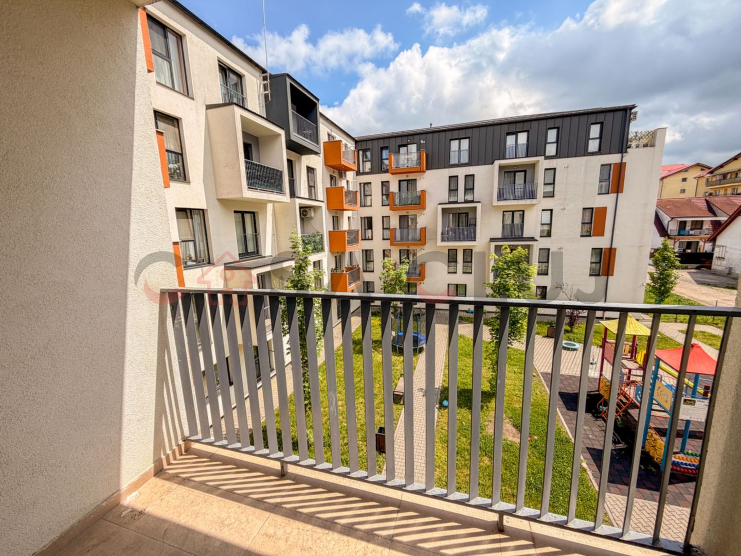 Apartament la cheie / parcare / etaj intermediar / Zona Eroilor - Poză 6
