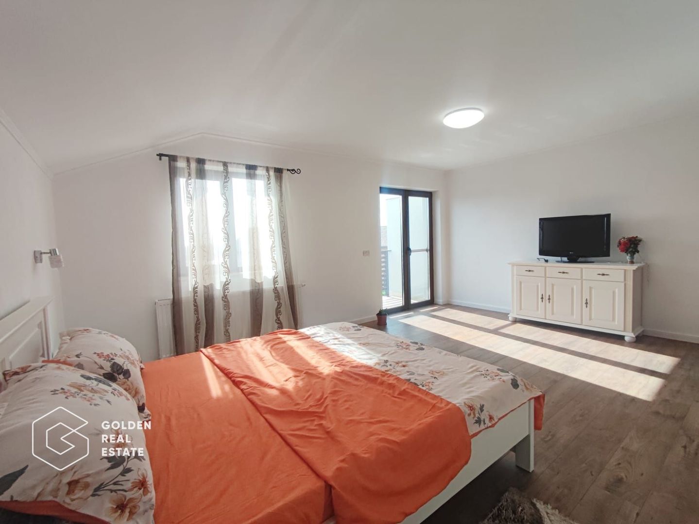 Casa noua la cheie, cu 3 dormitoare si 500 mp teren,  Sagu - Poză 7