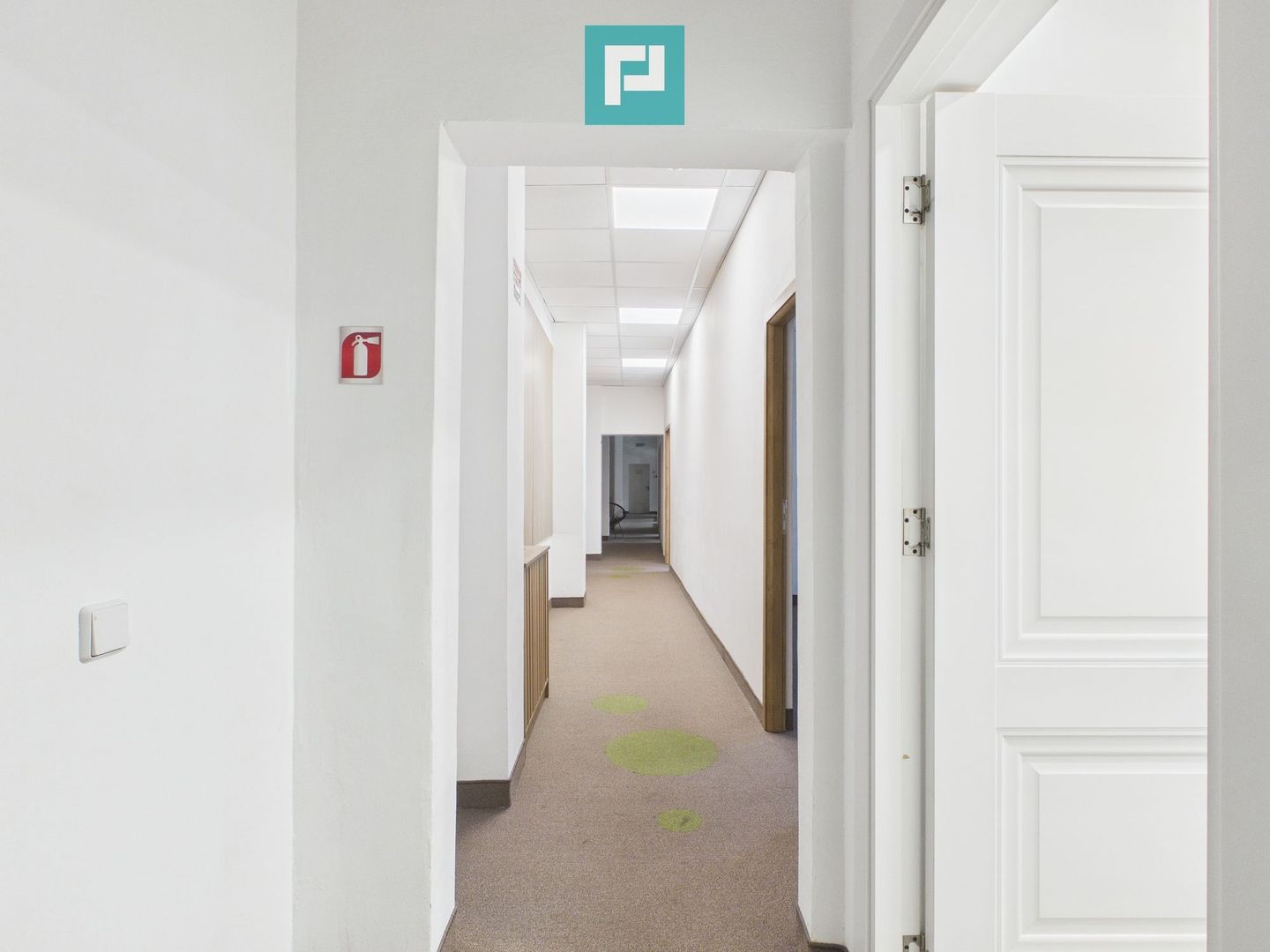 Birouri Ultracentrale, 185,5 mp, Parcare Proprie - Poză 10