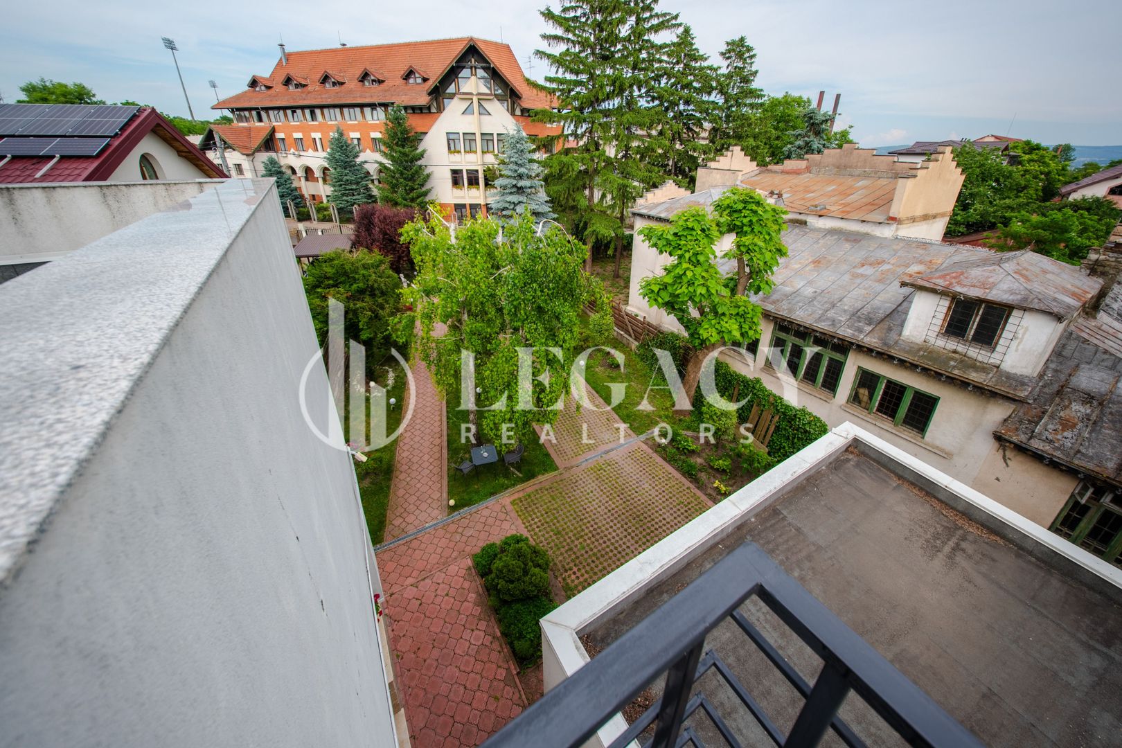 Vilă Exclusivistă în Copou – 680 mp Utili | Teren 1.414 mp - Poză 8