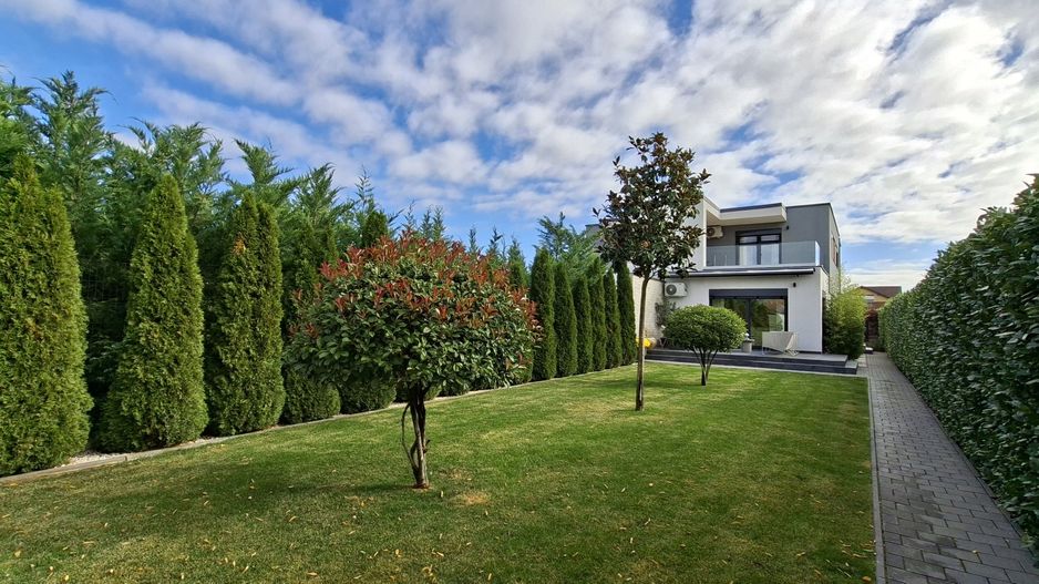 Casa mobilata si utilata cu teren de 432mp - Poză 1