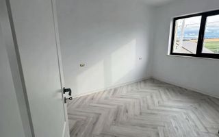 🏡 CASĂ DEOSEBITĂ  PLAN PARTER - BALCIU, MIROSLAVA! 🏡 - Poză 4