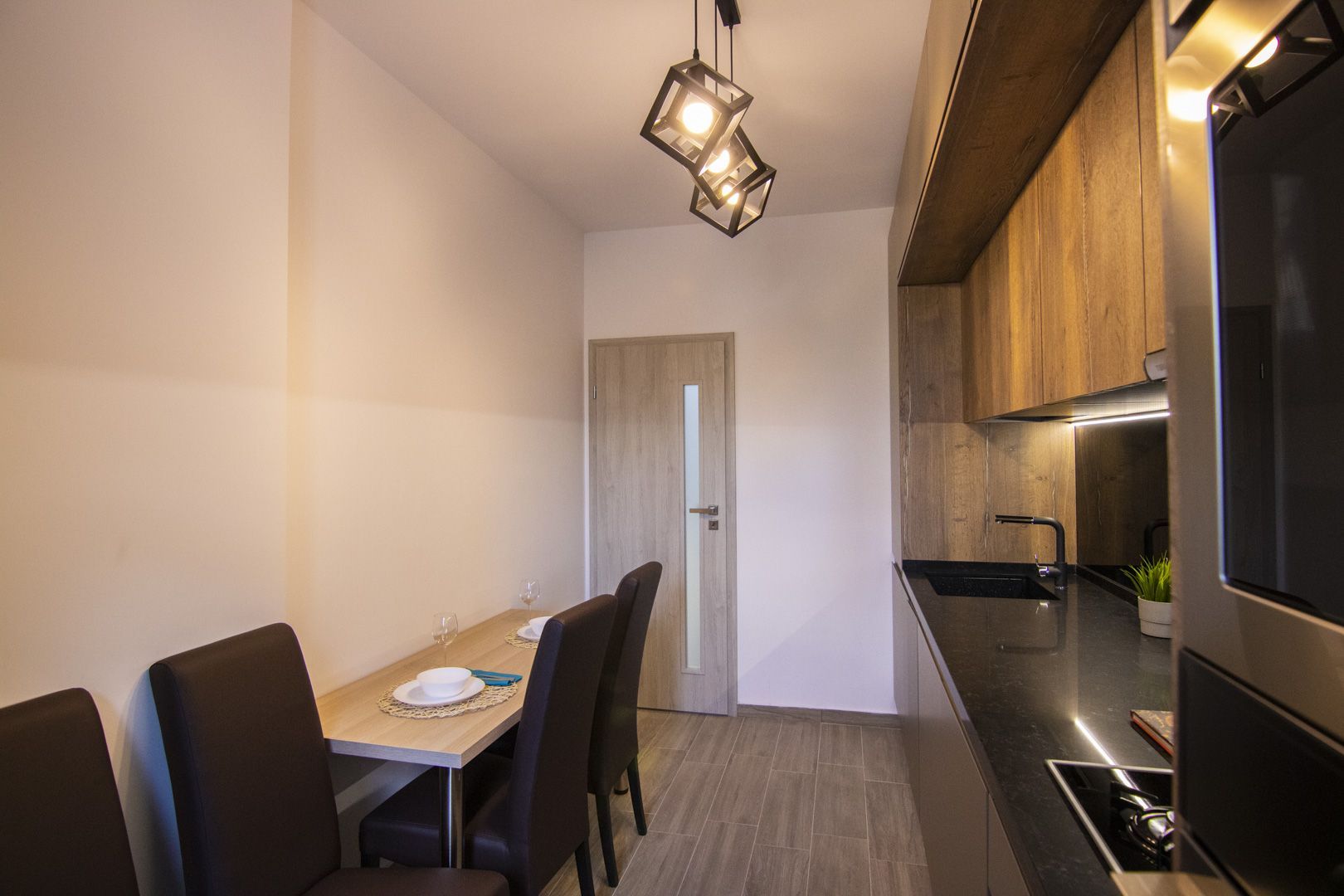 Drumul Taberei - Exigent - Parcul Liniei, 2 camere, lift, etajul 3, centrala - Poză 21