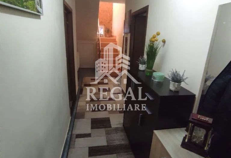 Casa 4 camere, zona Centrala - Poză 4