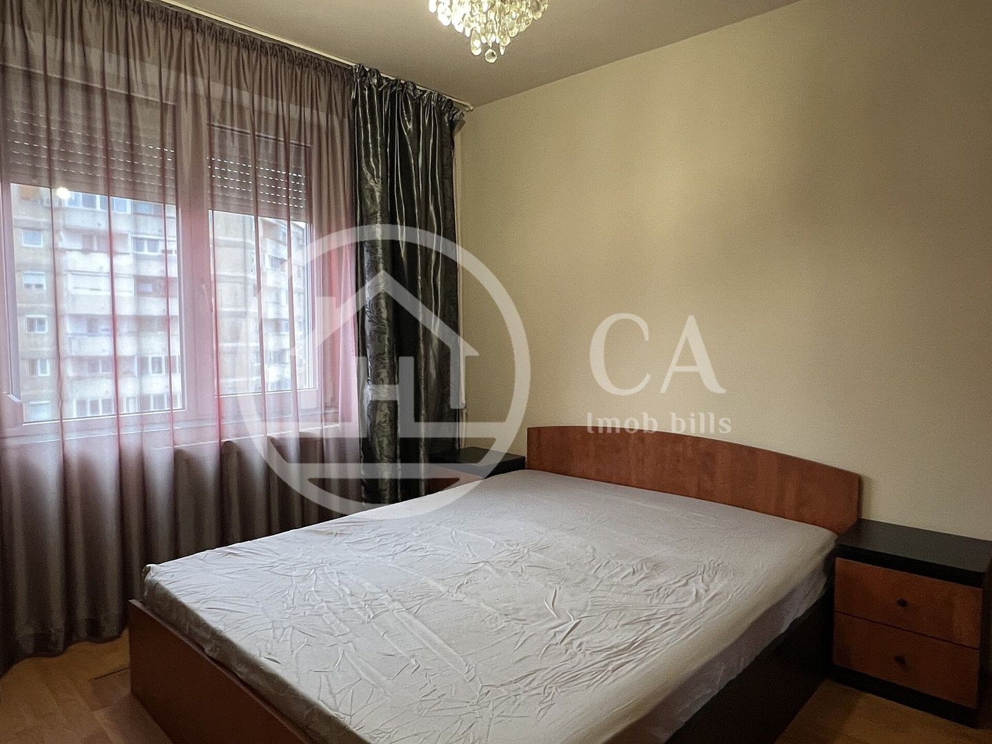 Apartament cu 3 camere de inchiriat in Rogerius Oradea - Poză 10