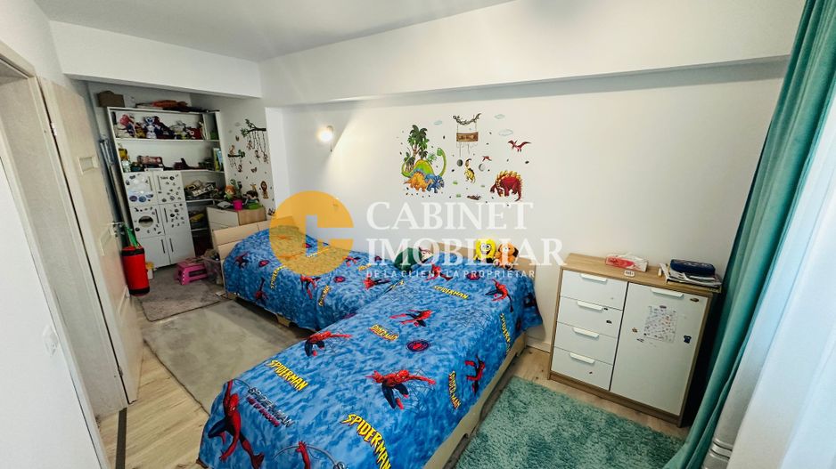 4 CAMERE RENOVAT - ETAJ 3 - BLOC DIN 1990 - ROND ZIMBRU - Poză 4