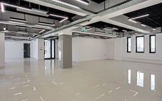 Spațiu modern de inchiriat destinat clinicilor sau companiilor - Poză 14