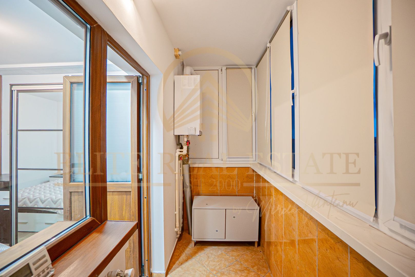 Gara - Vânzare apartament cu 2 camere, mobilat si utilat - Poză 20