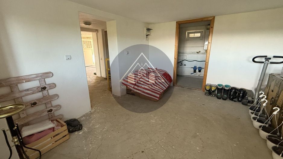 Casa moderna, de vanzare, Medias! - Poză 46