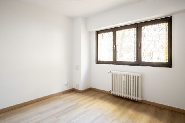 3 camere | Stefan cel Mare | Birou | Parter | B. Vacarescu - Poză 4