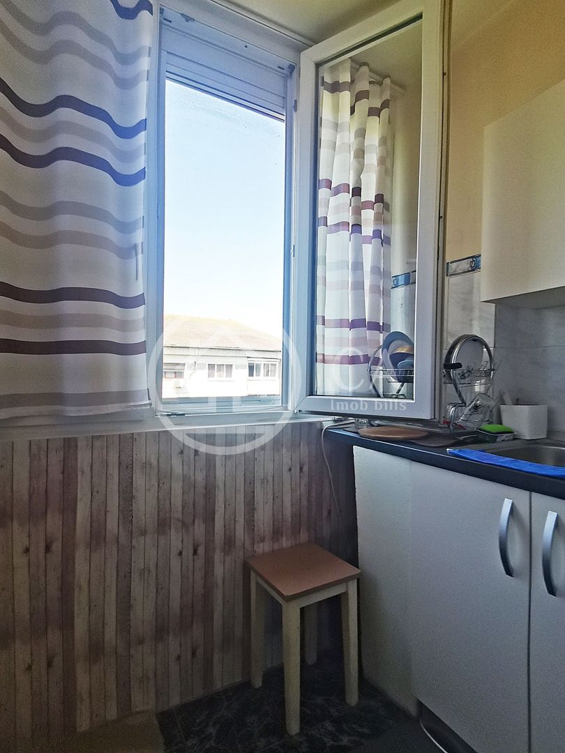 Apartament de vânzare cu 2 camere în zona Decebal, Oradea - Poză 7