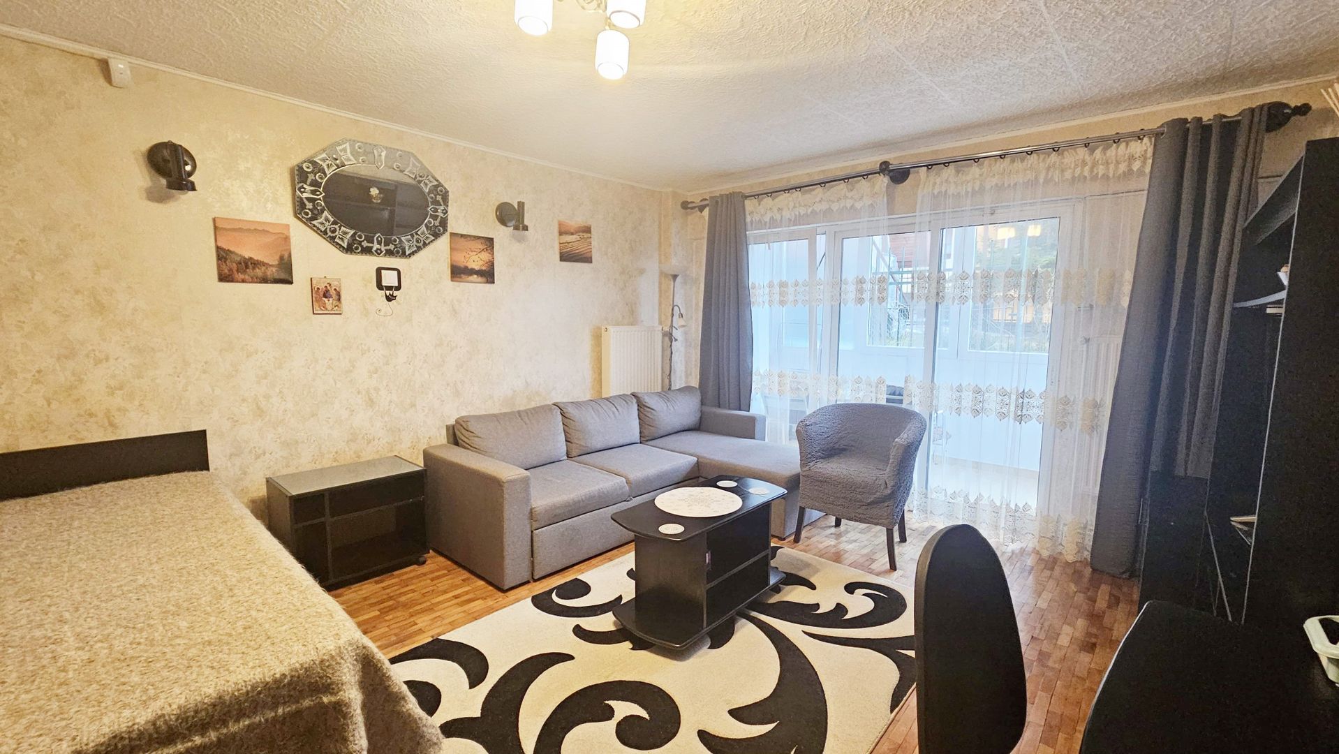 Predeal str M Eminescu, garsoniera mobilata si utilata complet - Poză 1