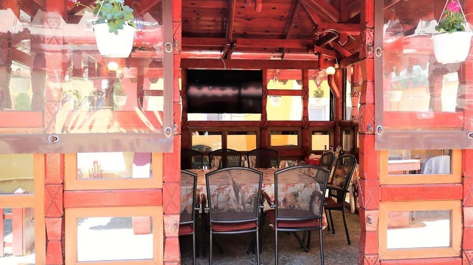 Mamaia Nord - Langa Mare, pensiune la cheie, 11 camere, 9 bai! - Poză 35