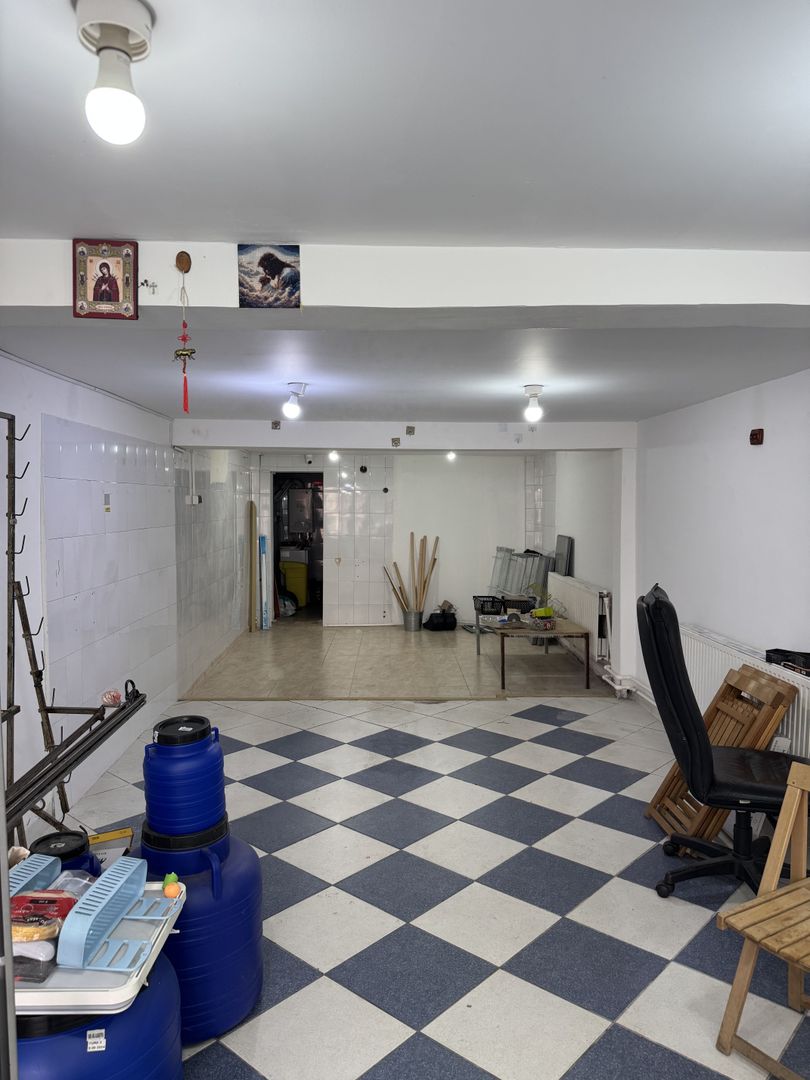 Inchiriez spatiu comercial stradal Eroii Revolutiei S173 - Poză 10