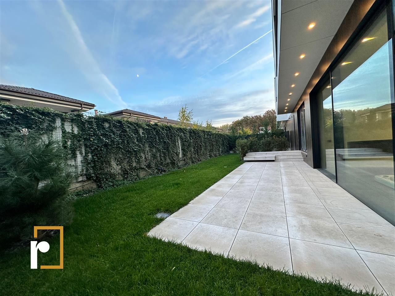 VILA PREMIUM | PIPERA| ROOFTOP | SPA - Poză 2