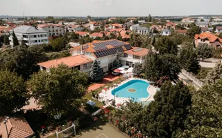 Resedinta premium| Teren de tenis | Piscină încălzită | Infrastructură completă! - Poză 32