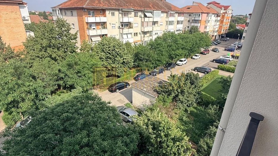 2 camere| loc de parcare cu bariera| apartament frumos| balcon deschis| - Poză 11