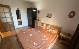 Universitate 2 camere 4/9 6 minute metrou - Poză 1