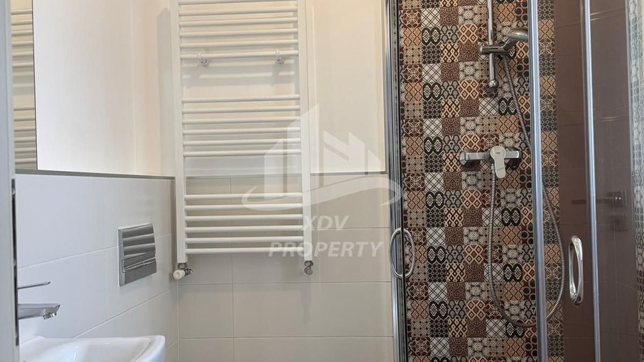 Apartament 4 camere decomandate , 2 bai, 2 balcoane,  90mpu, Sibiu - Poză 17