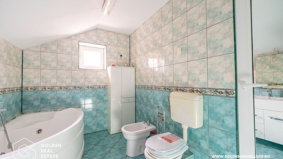 Lux si eleganta intr-o vila excpetionala! Podgoria, 140mp, 5 camere, 2 bai,garaj - Poză 16