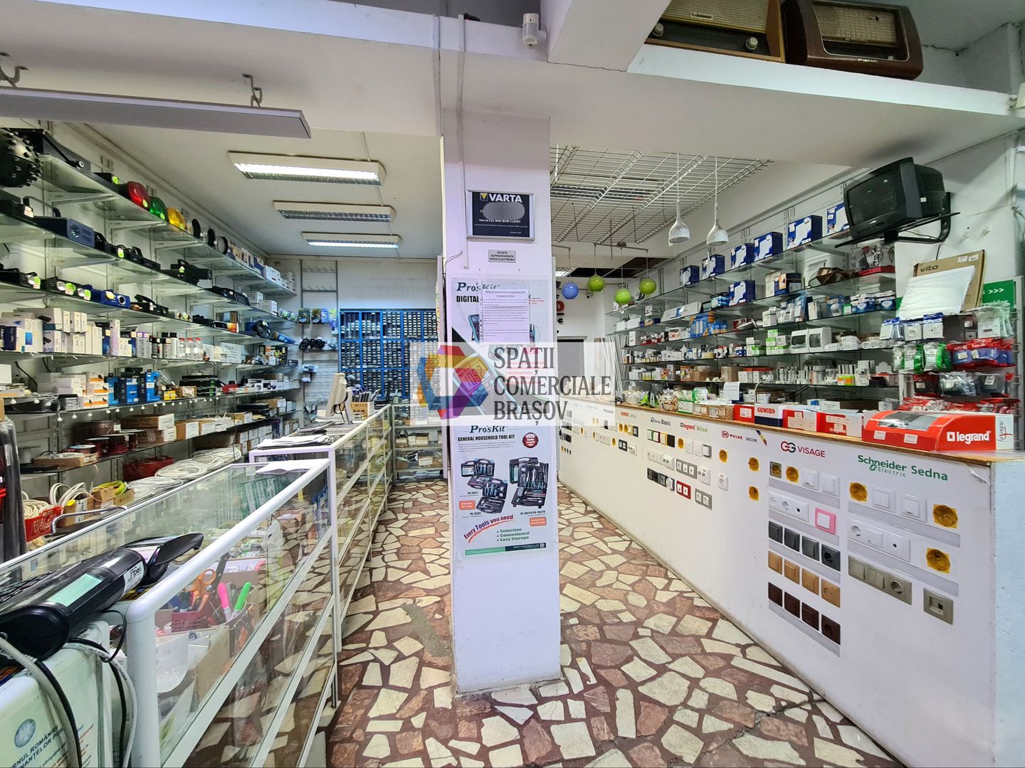 Spatiu comercial de închiriat Brasov - 120 mp # plus-imo.ro - Poză 1