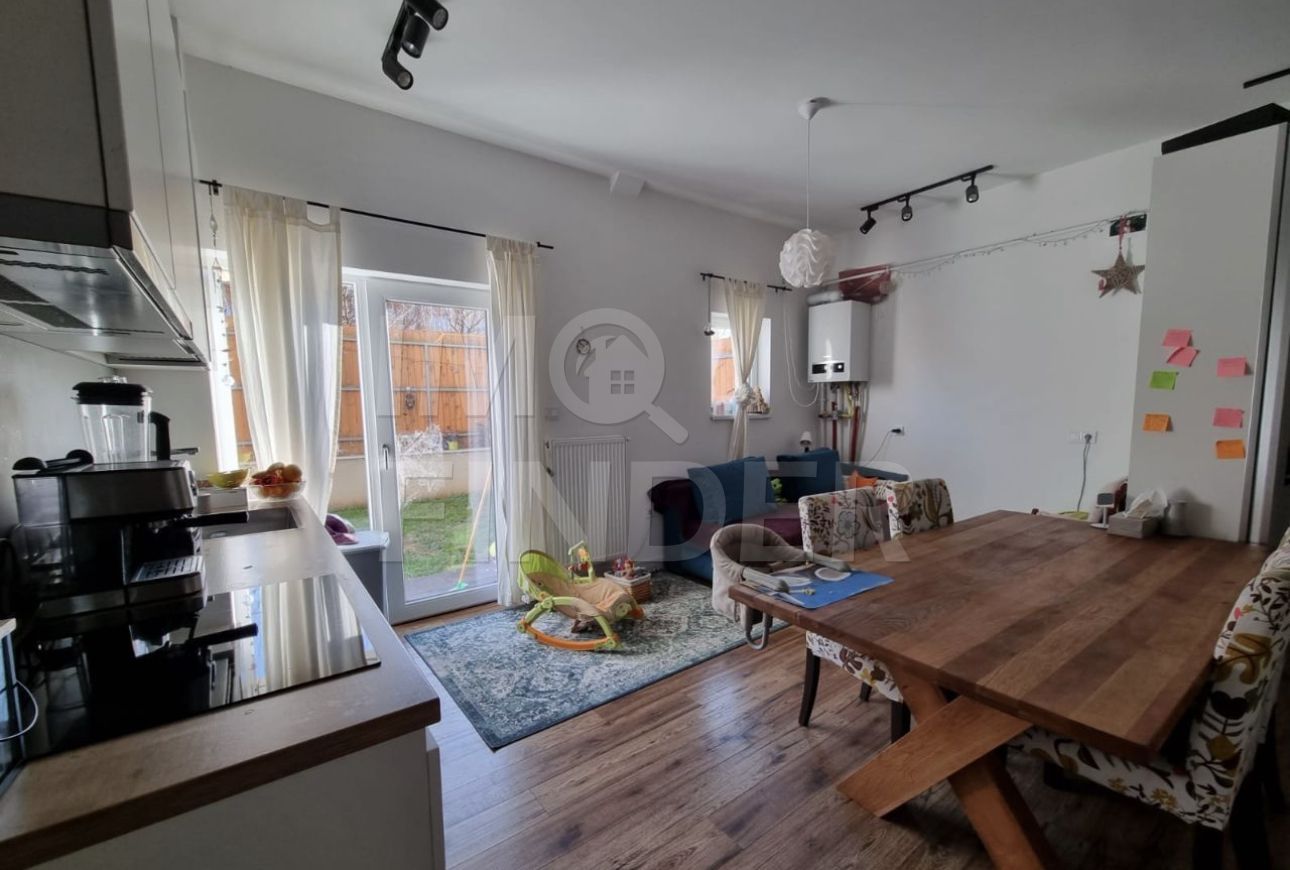 Apartament 2 camere,  cu gradina 65 mp și garaj, Zorilor - Poză 4