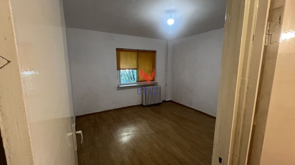 Apartament 3 camere, Rovine zona postei, Et P/4 - Poză 9