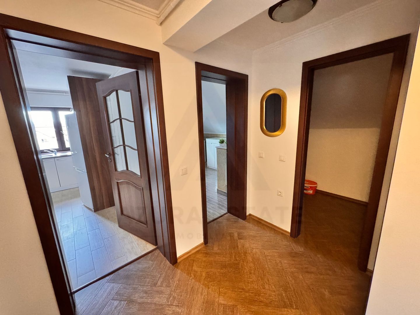 Apartament modern 3 camere 80 mp utili parcare privata Ultracentral - Poză 13