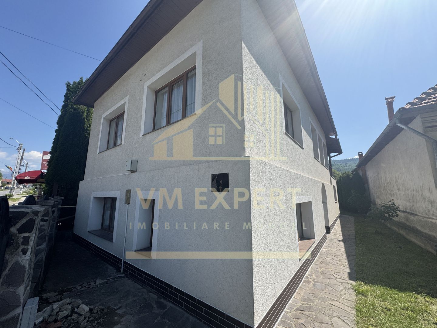 VILA 5 CAMERE, TEREN 4520 MP, LERESTI, ARGES - Poză 15