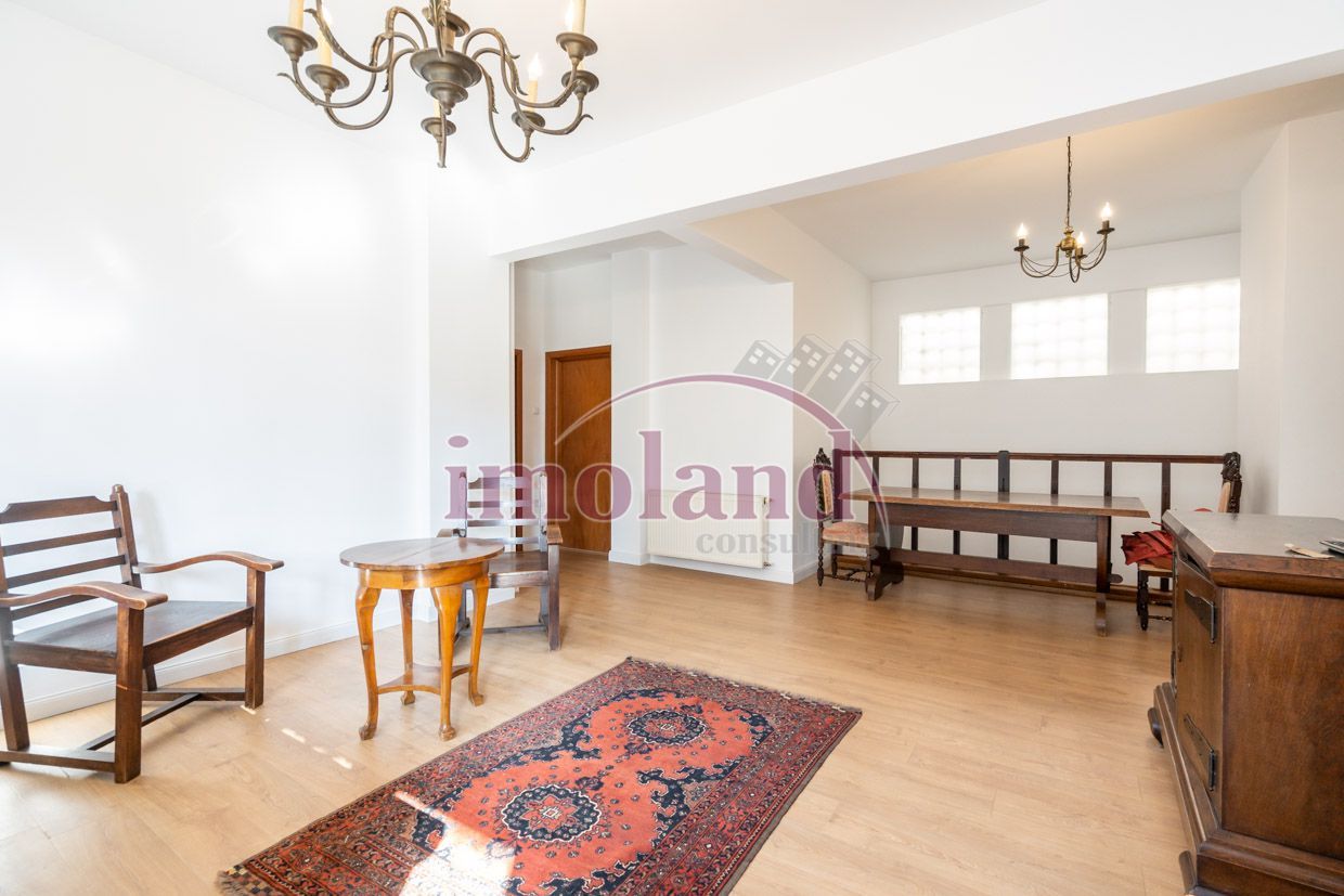 Etaj de vila - inchiriere office - Primaverii - Poză 2