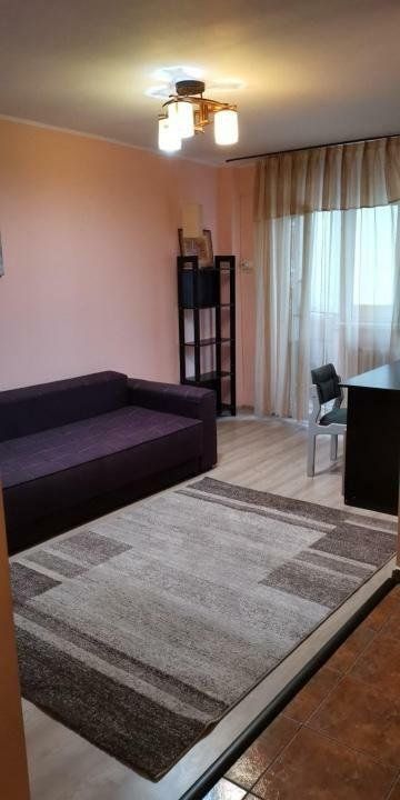 Garsonieră lângă parc - Poză 1