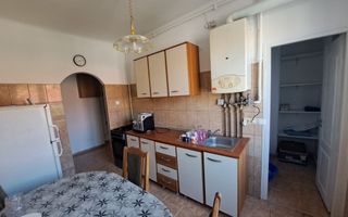 Apartament 2 camere, zona centrala, inceputul strazii Horea - Poză 14