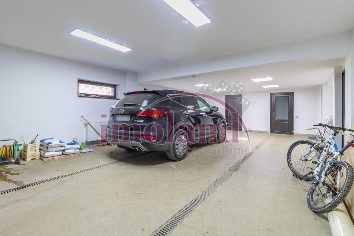 Vila cu piscina si garaj - 6 dormitoare - Pantelimon - Poză 46