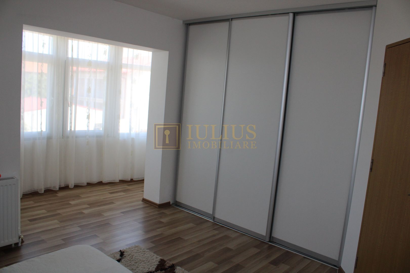 Casa in Duplex, zona Girocului, P+E+M, centrala proprie, garaj, 3 balcoane,3bai! - Poză 11