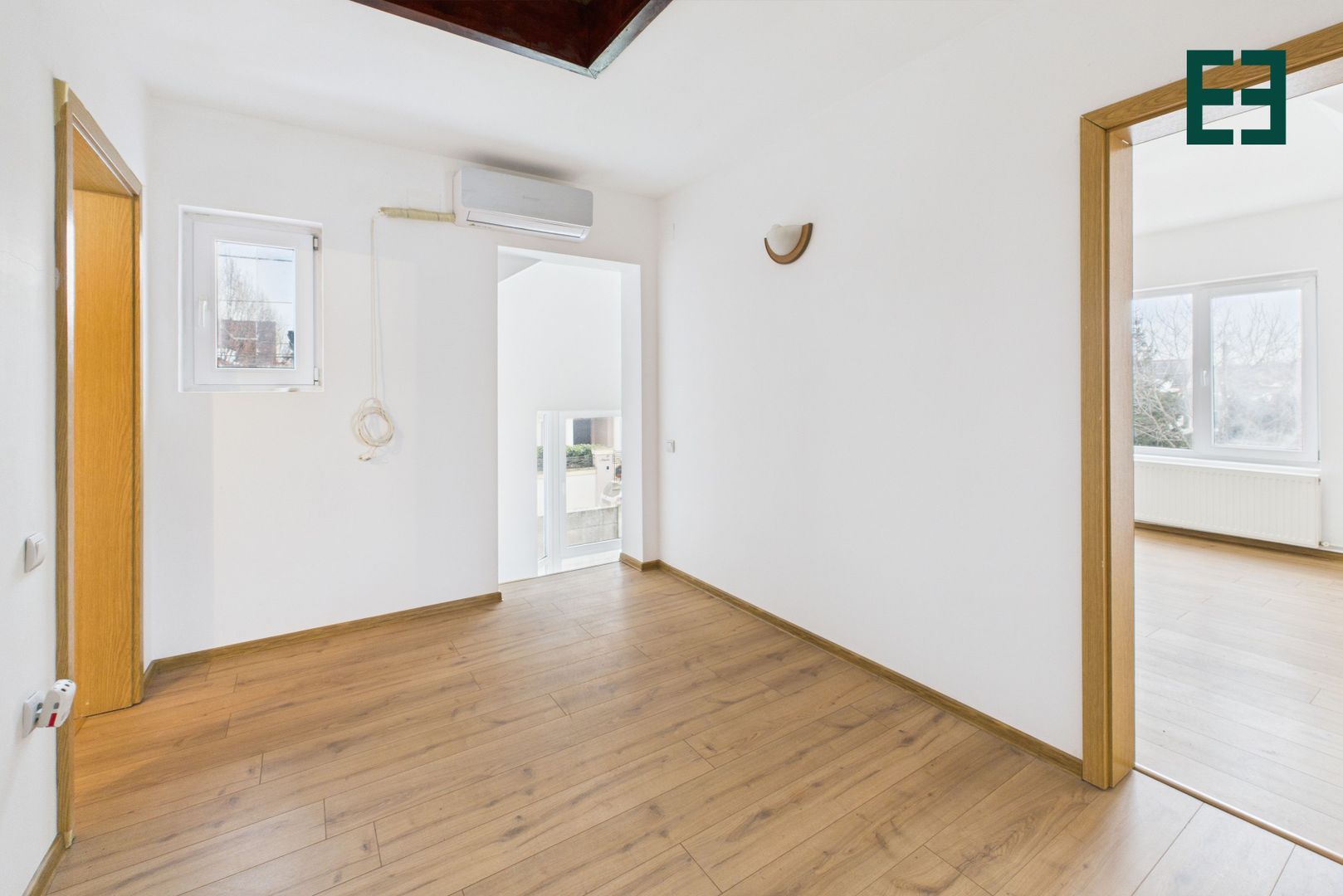 Casă individuală cu 4 camere P+M - Dumbrăvița - Timișoara - Poză 14