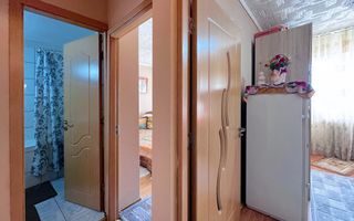 De vanzare 3 camere , decomandat -zona Vasile Alecsandri. - Poză 5